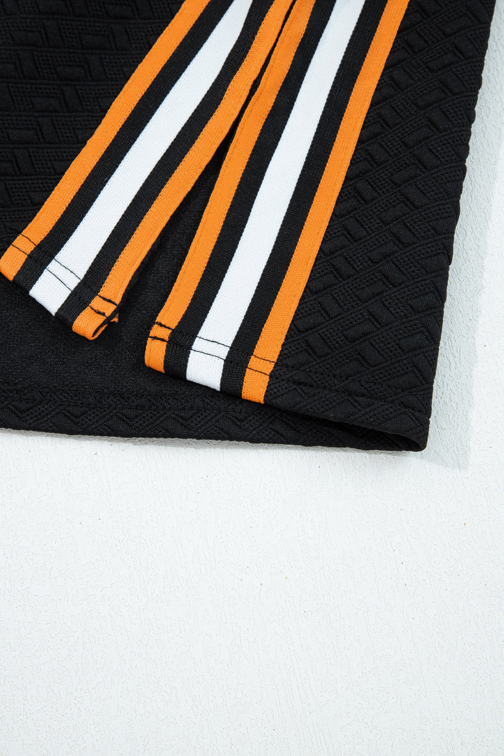 Textured Stripe Patchwork 3/4 Sleeve Sweatshirt