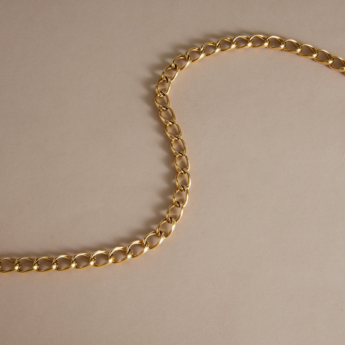 Oval Link Chain Necklace Collection