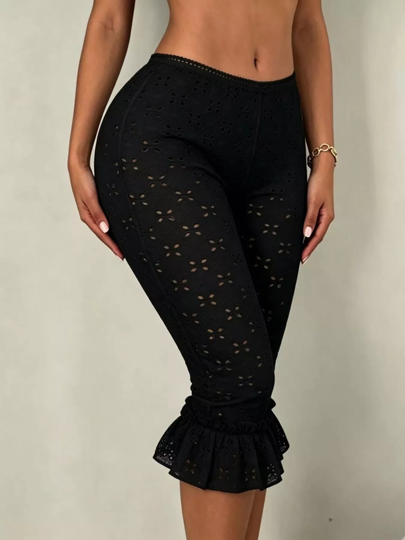 Eyelet Ruffled Cropped Pants