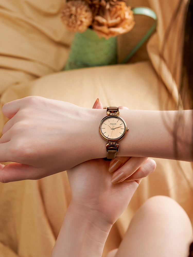 Retro Quartz Waterproof Watch