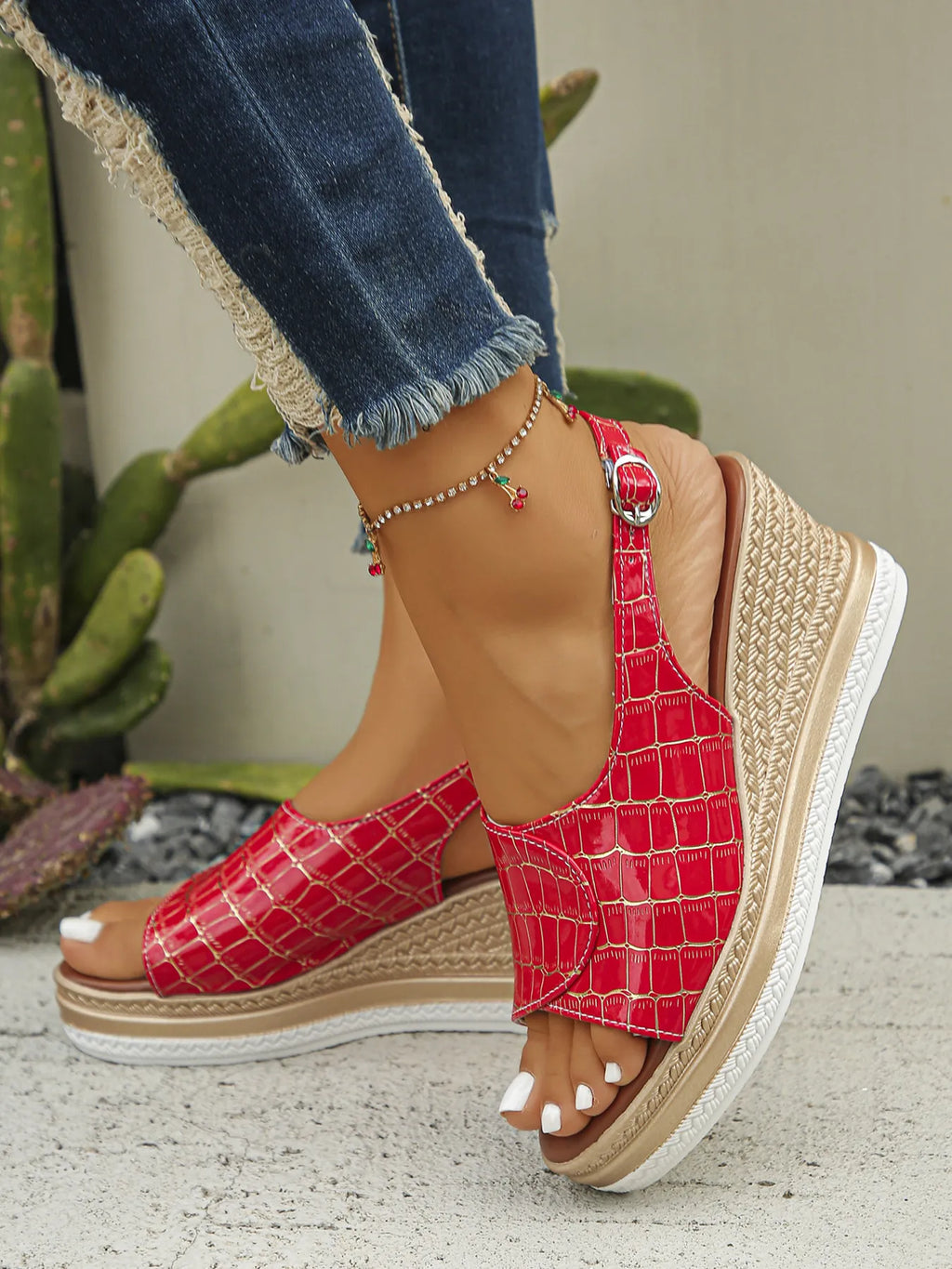 Crocodile Pattern Platform Wedge Sandals