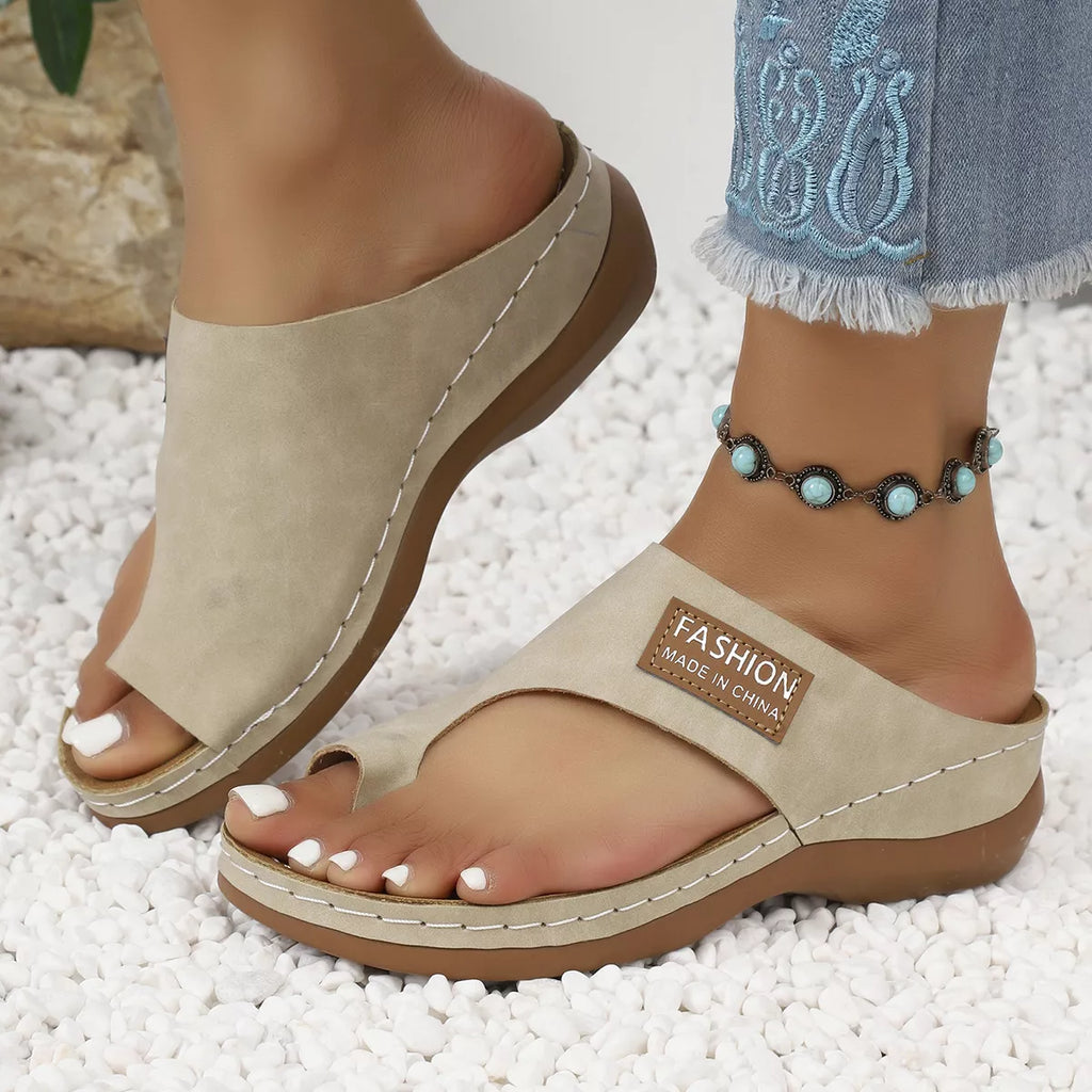 Toe Loop Flats Sandals