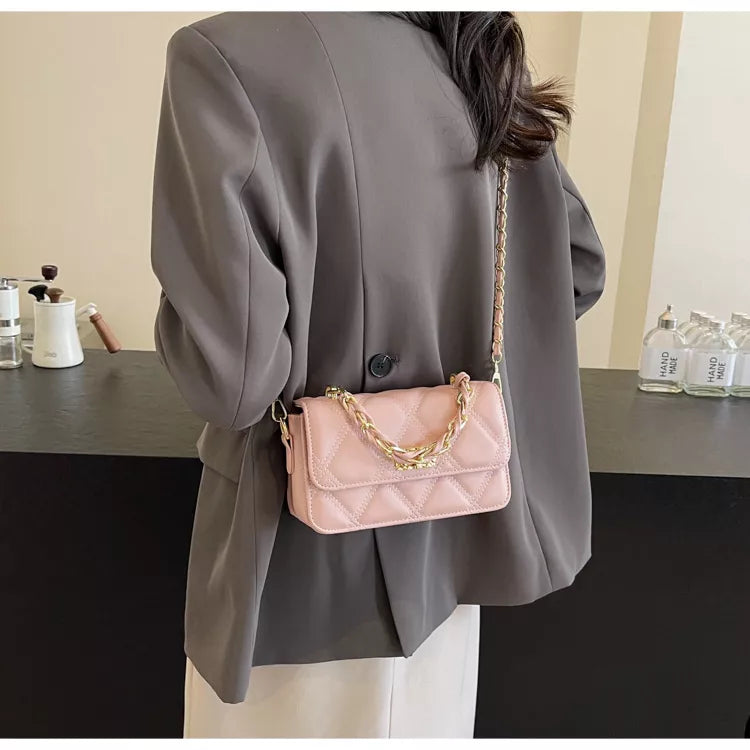 Quilted Chain Strap Crossbody Bag