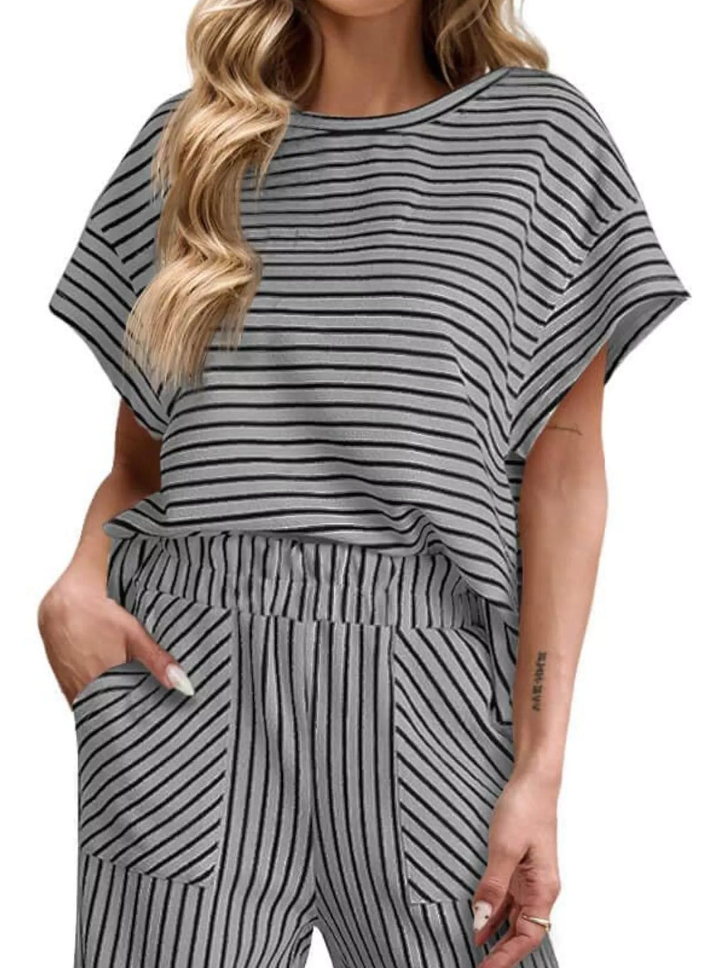 Casual Striped Short Sleeve Top and Wide Leg Pants Two-Piece Set