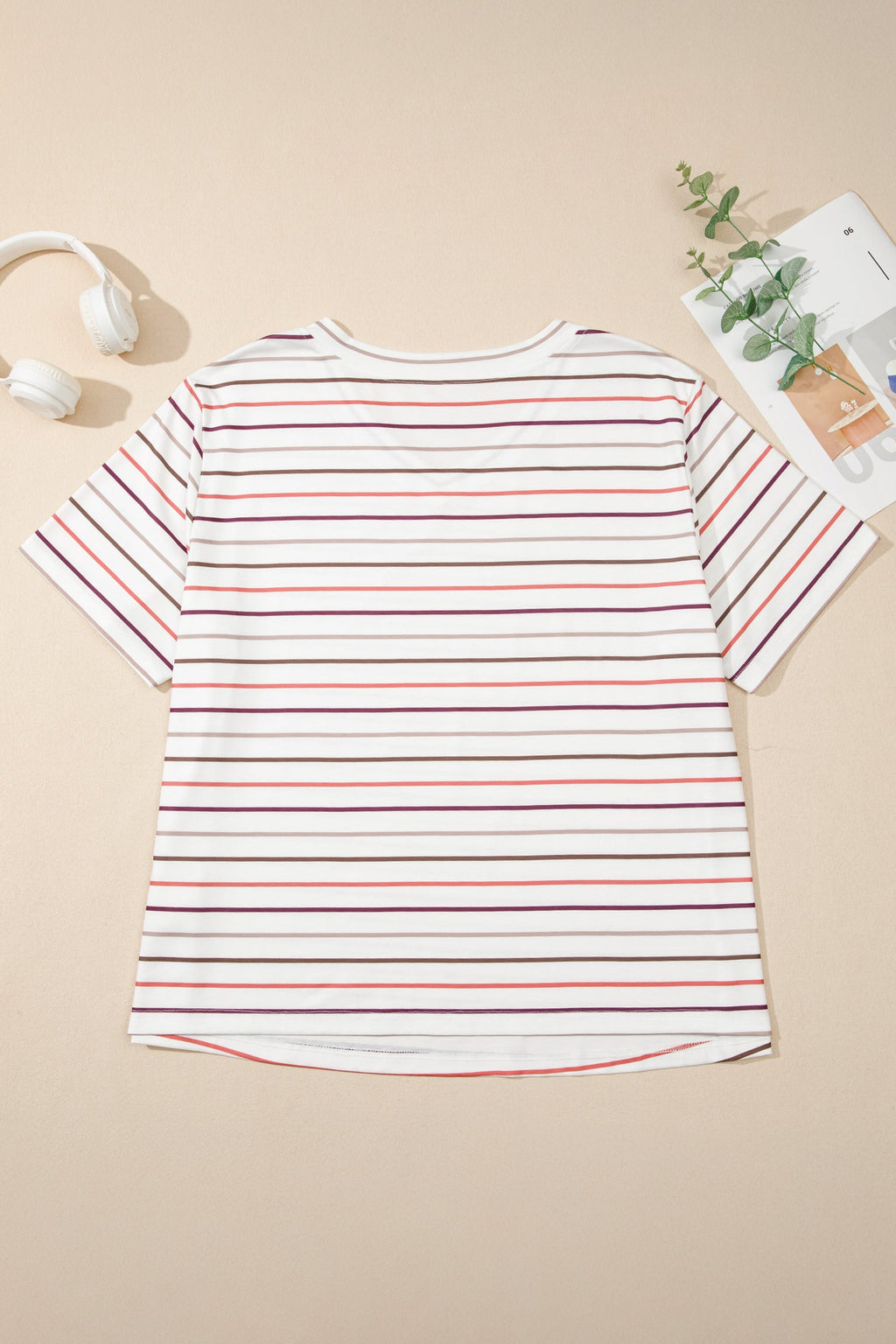 White Stripe V Neck Casual Plus Size Tee