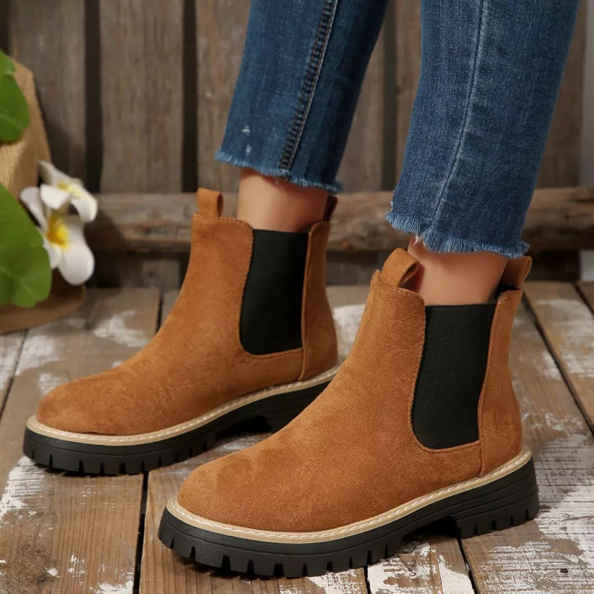 Round Toe Block Heels Boots