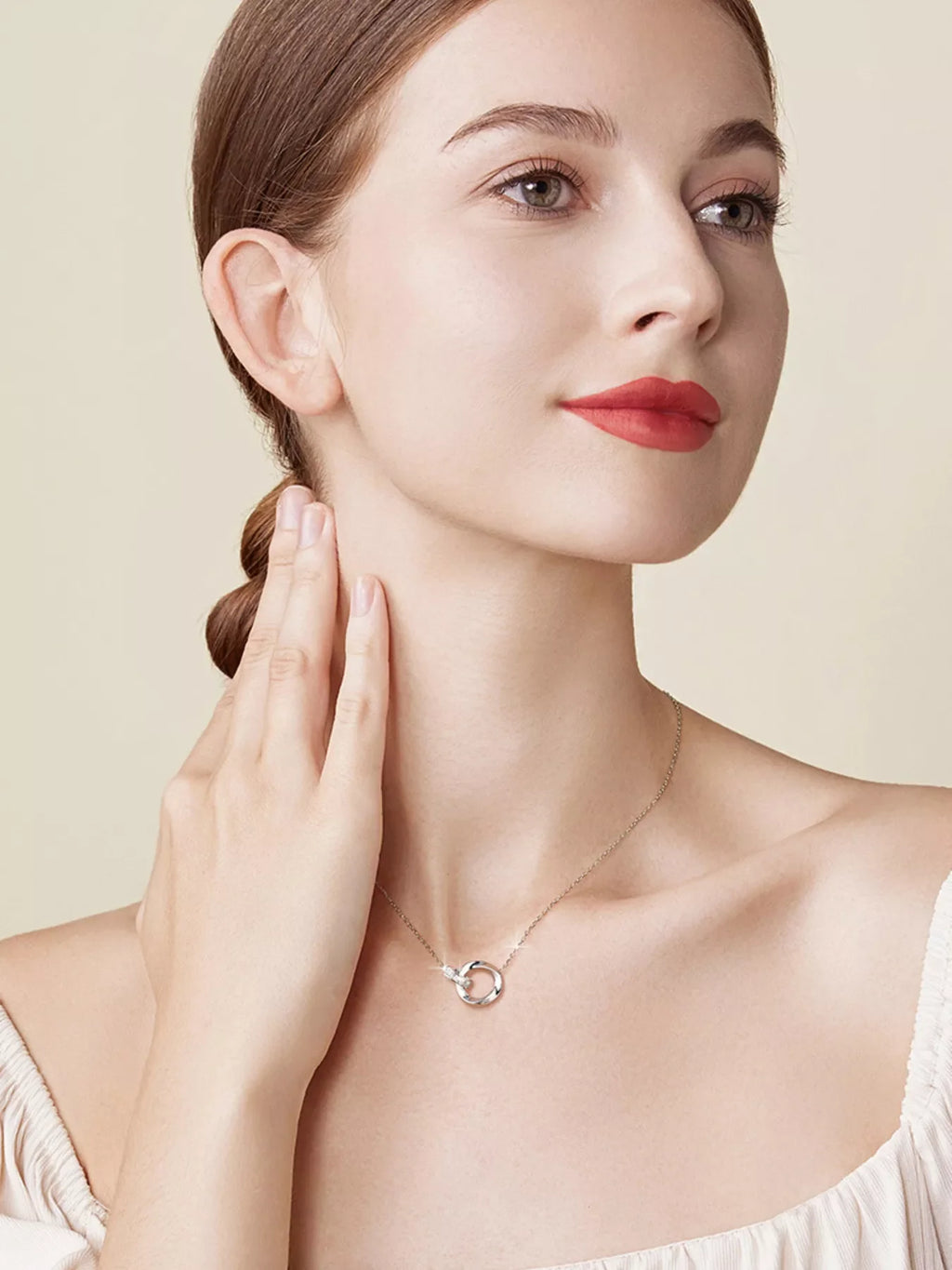 925 Sterling Silver Interlocking Circles Pendant Necklace