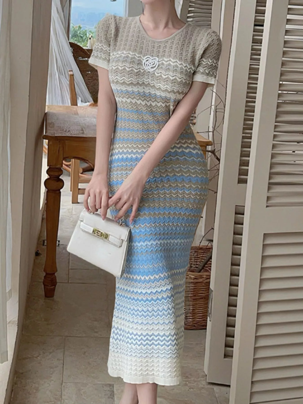 Gradient Knit Striped Short Sleeve Midi Dress