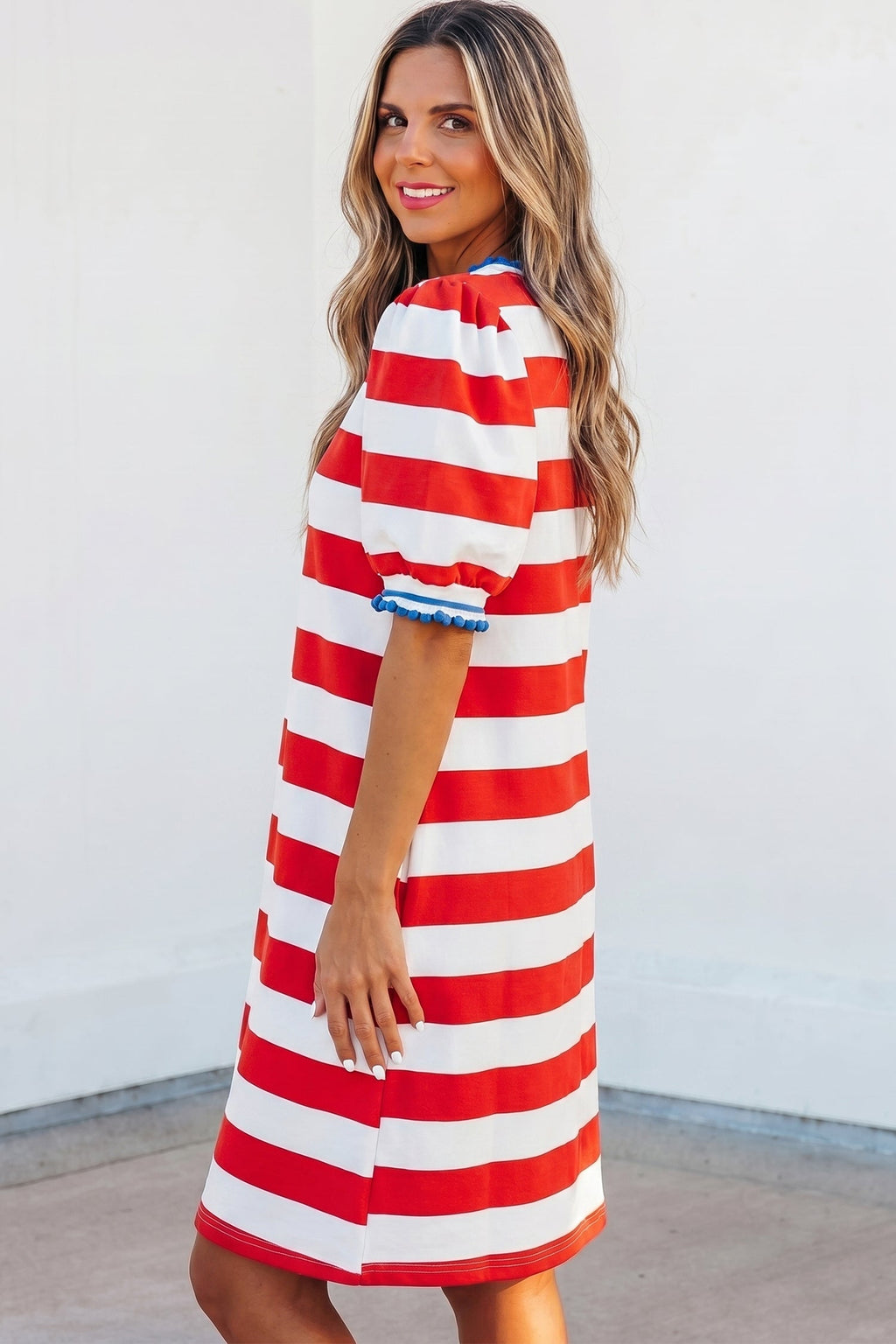 Red Stripe Contrast Trim Round Neck Short Puff Sleeve Shift Mini Dress