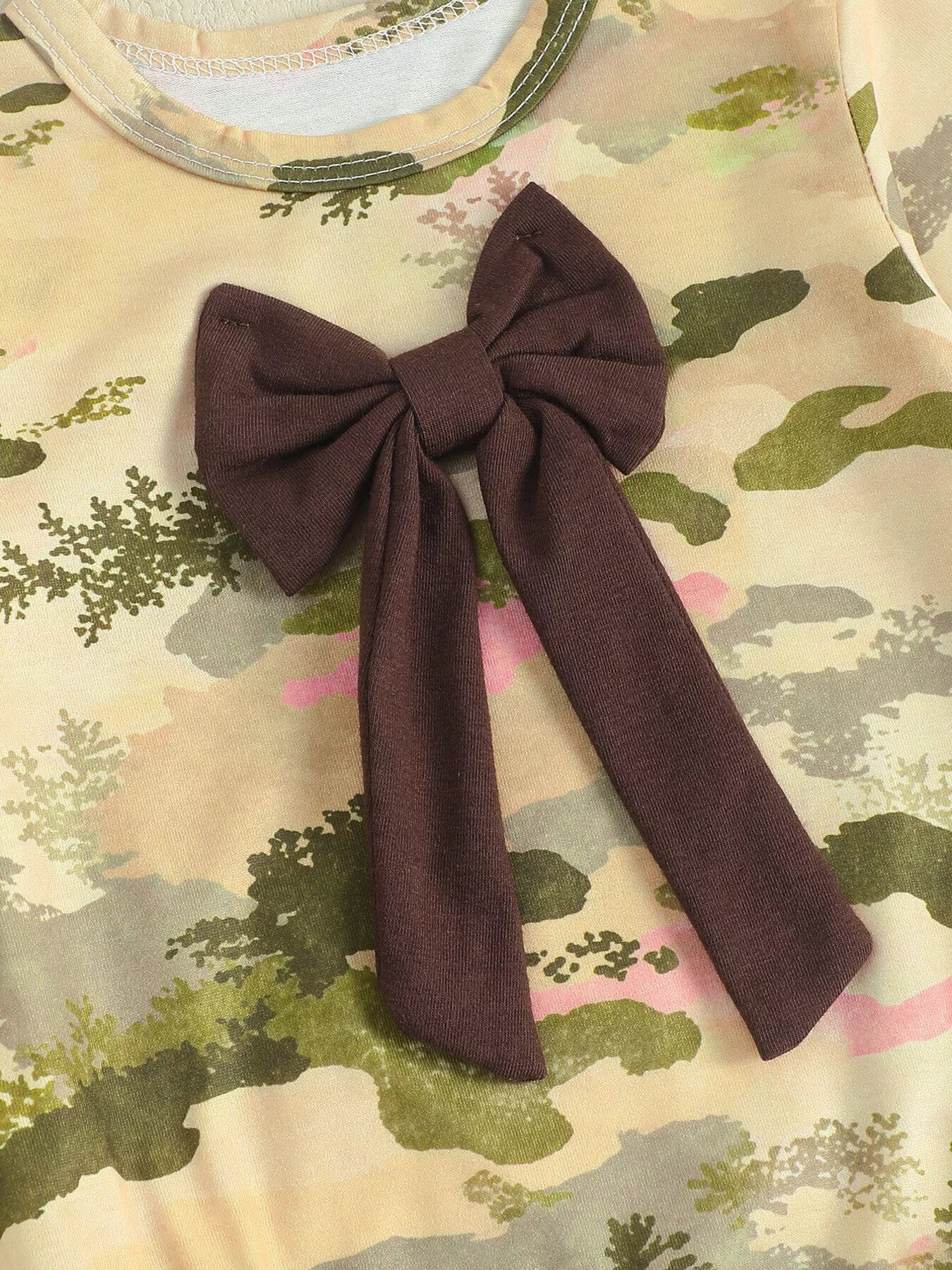 Children's Camouflage Print Long Sleeve One-Piece with Bow