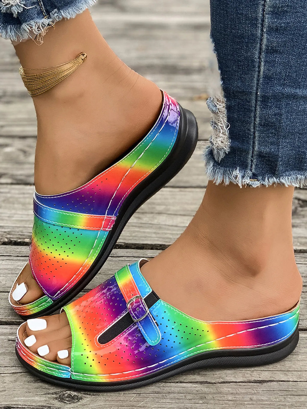 Casual Comfort Buckle Strap Sandals