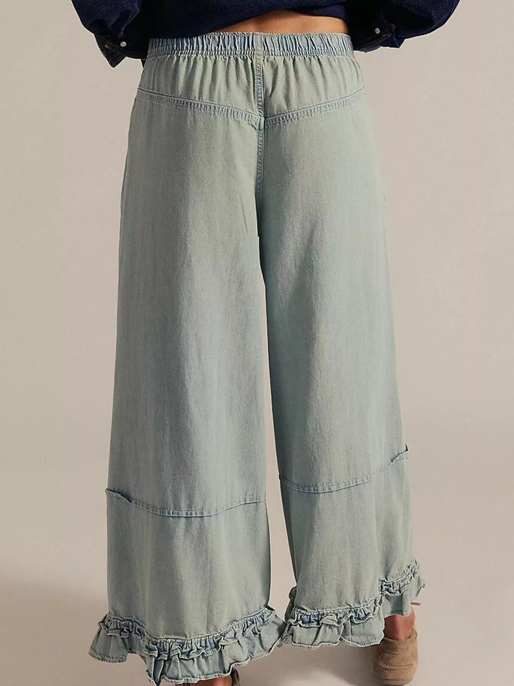Wide-Leg Ruffle Hem Jeans