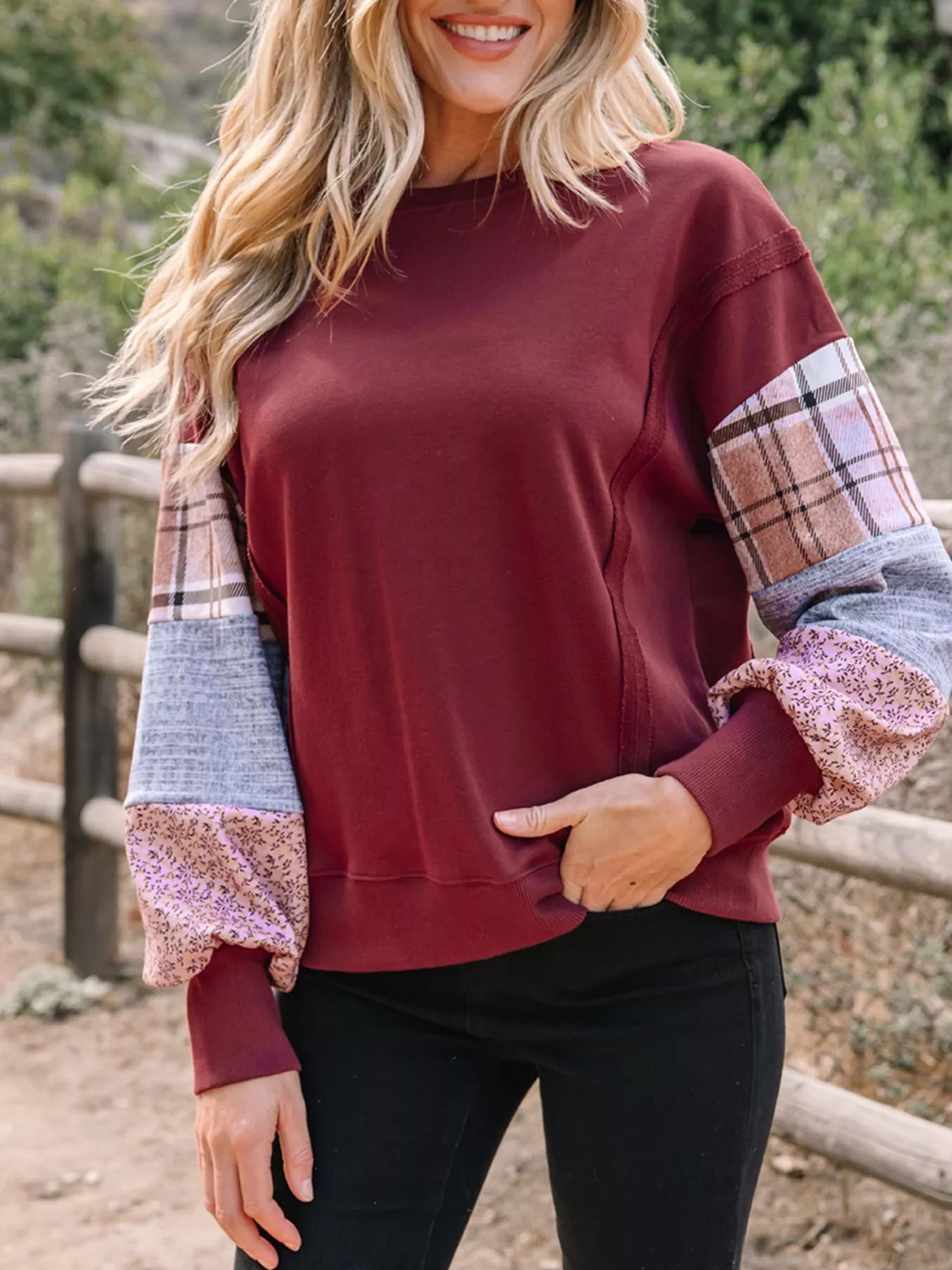 Plaid Colorblock Patchwork Sleeve Raw Seam Sweatshirt
