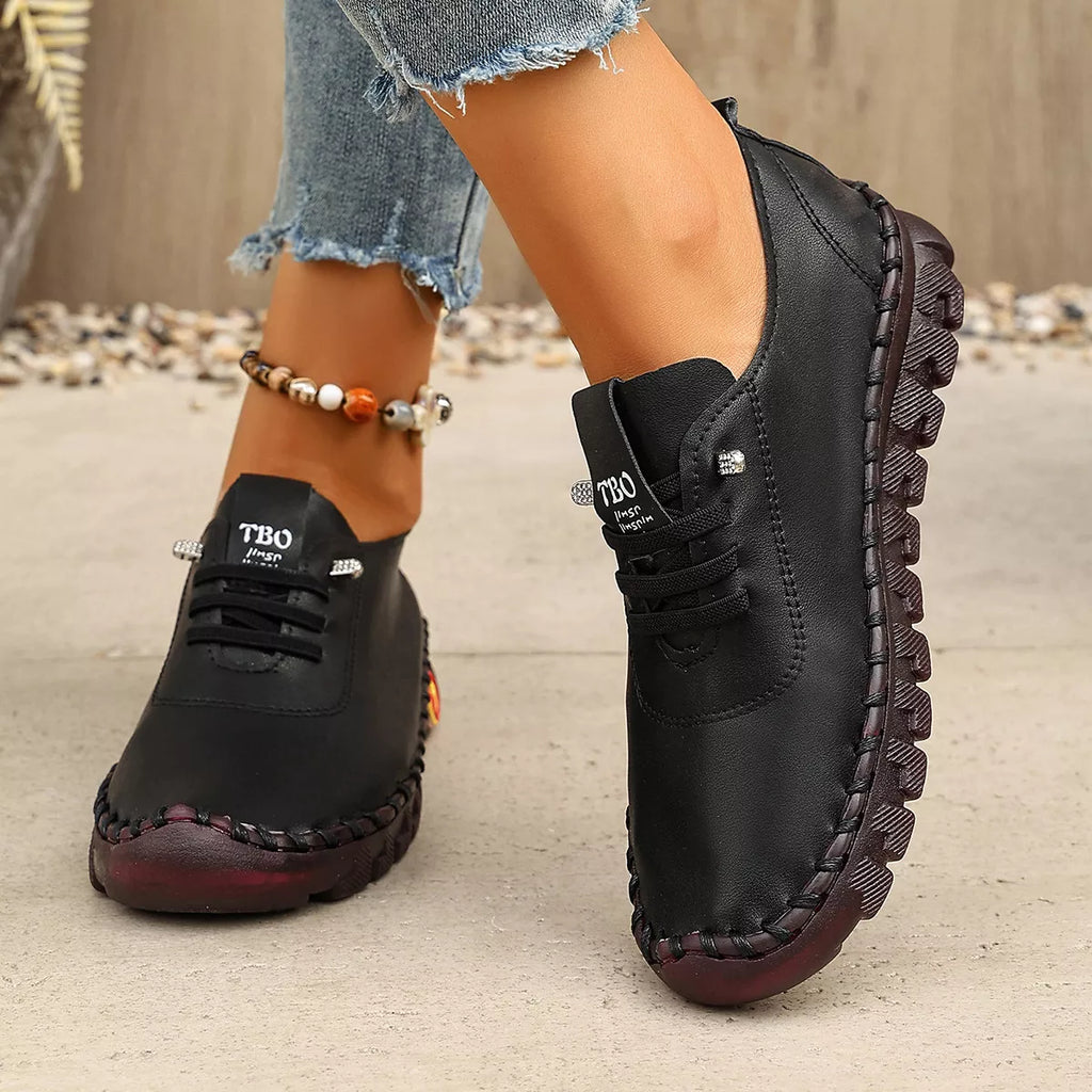 Round Toe Lace Up Sneakers