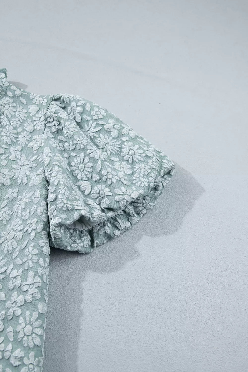 Floral Textured Jacquard Puff Sleeve Blouse