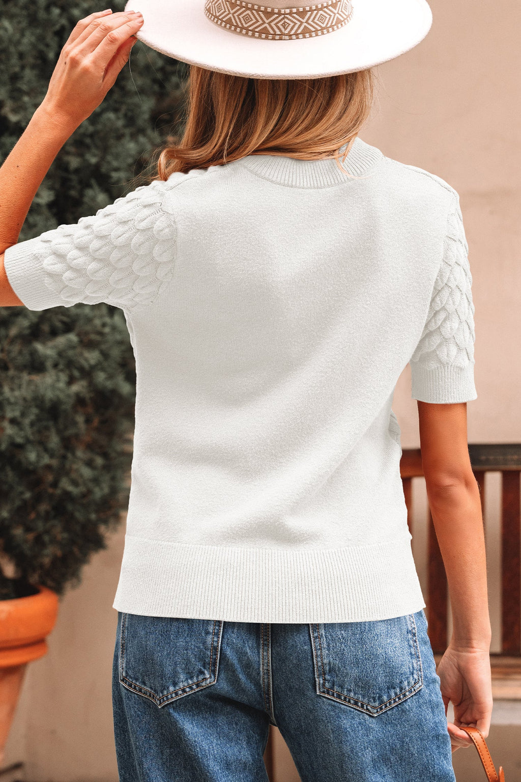 Fish Scale Textured Knit Short Sleeve Sweater