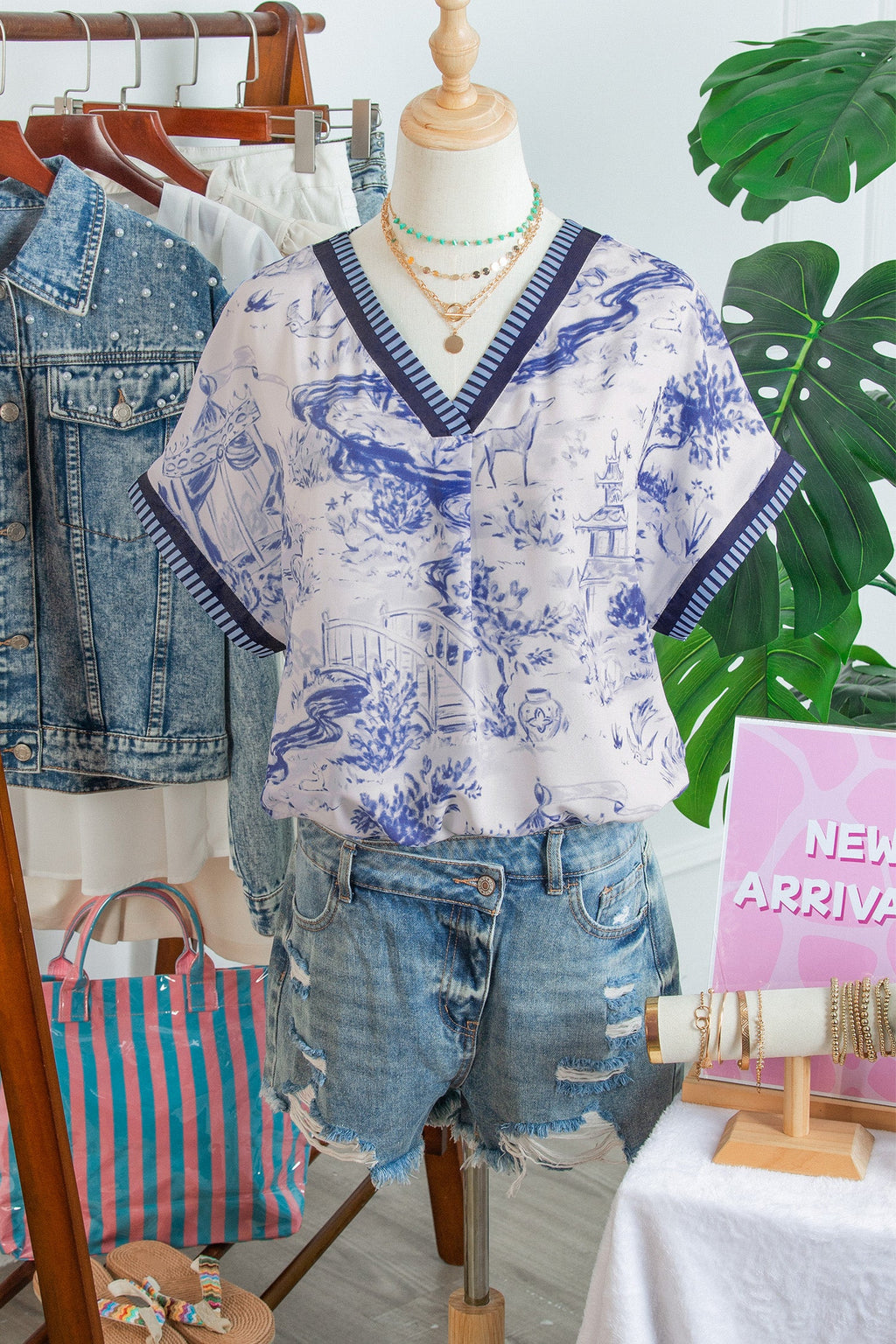 Blue Wild Animal Paradise Striped Trim V Neck Short Sleeve Blouse