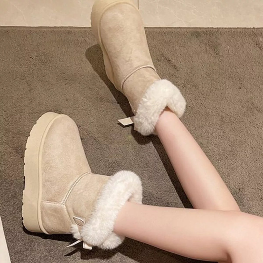 Round Toe Fuzzy Boots