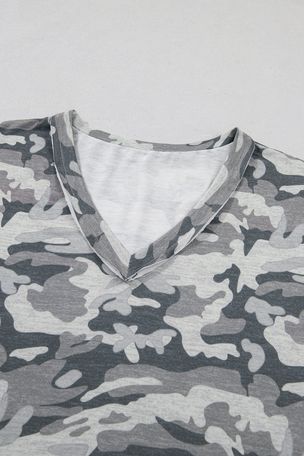 Green Retro Camouflage Print Raw Edge V Neck Tee