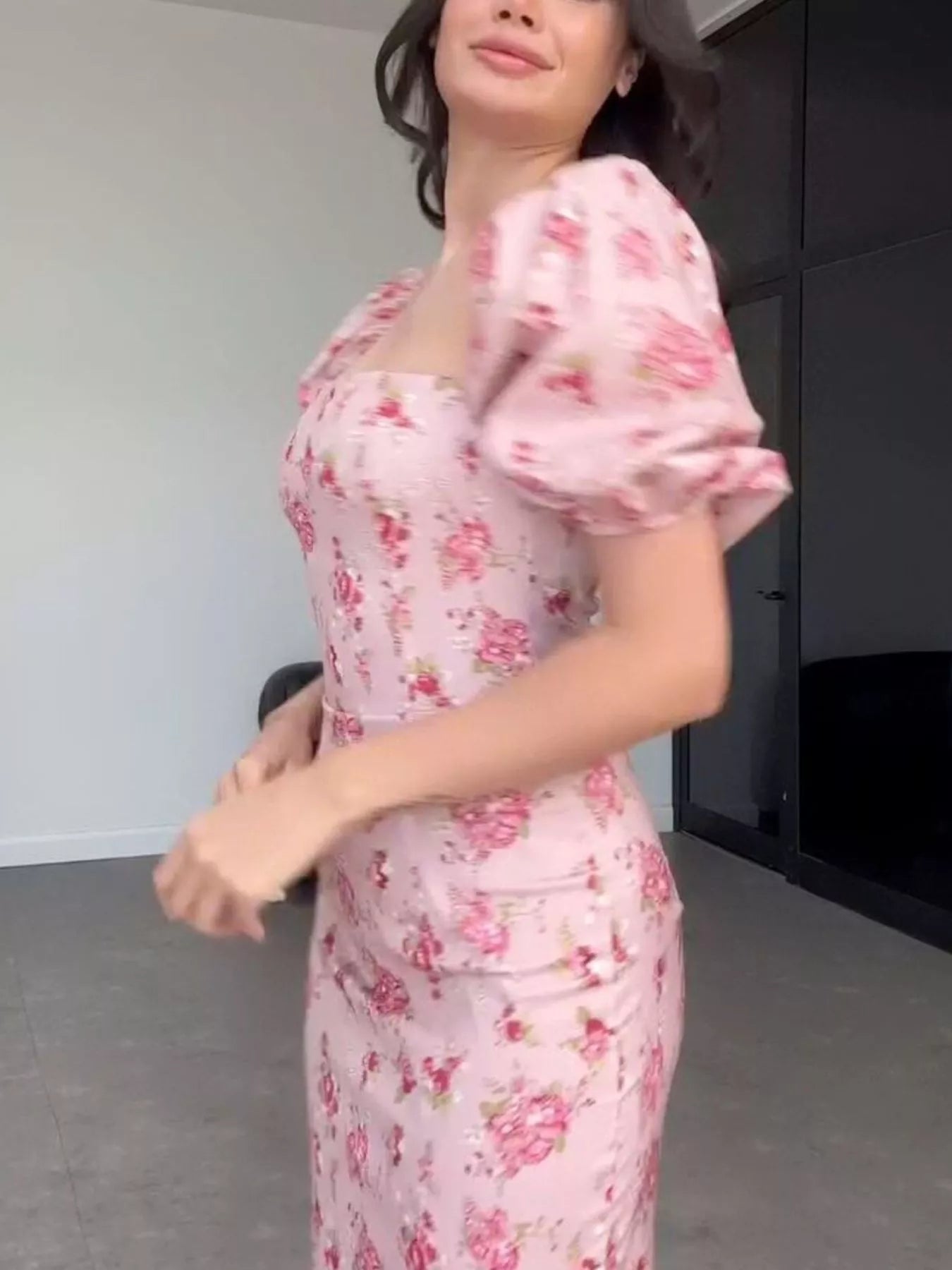 Floral Puff Sleeve Ruched Midi Dress
