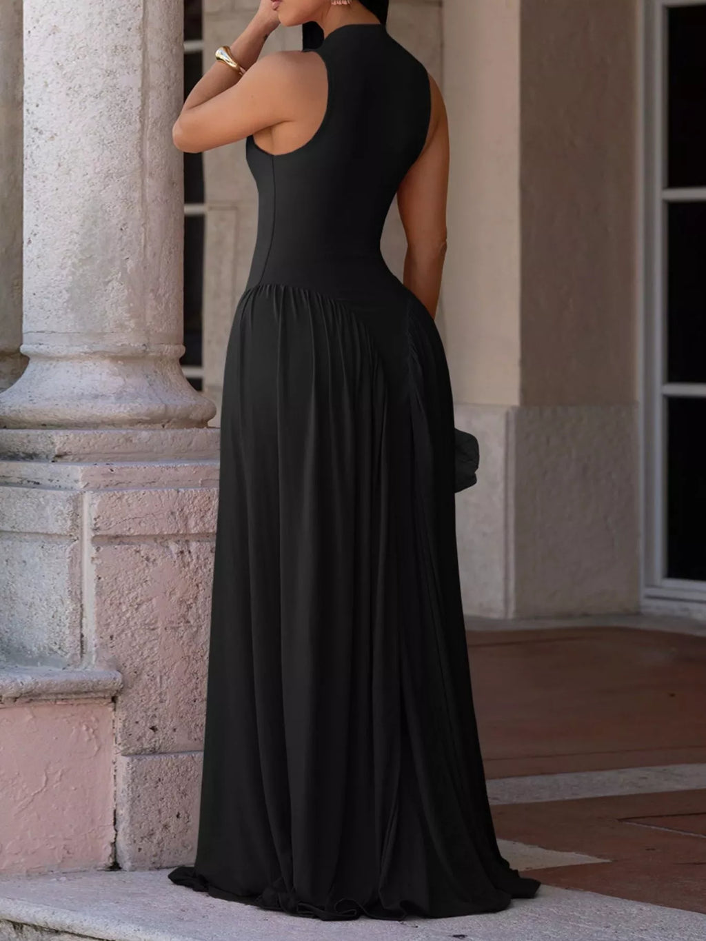 Sleeveless O-Neck Maxi Dress
