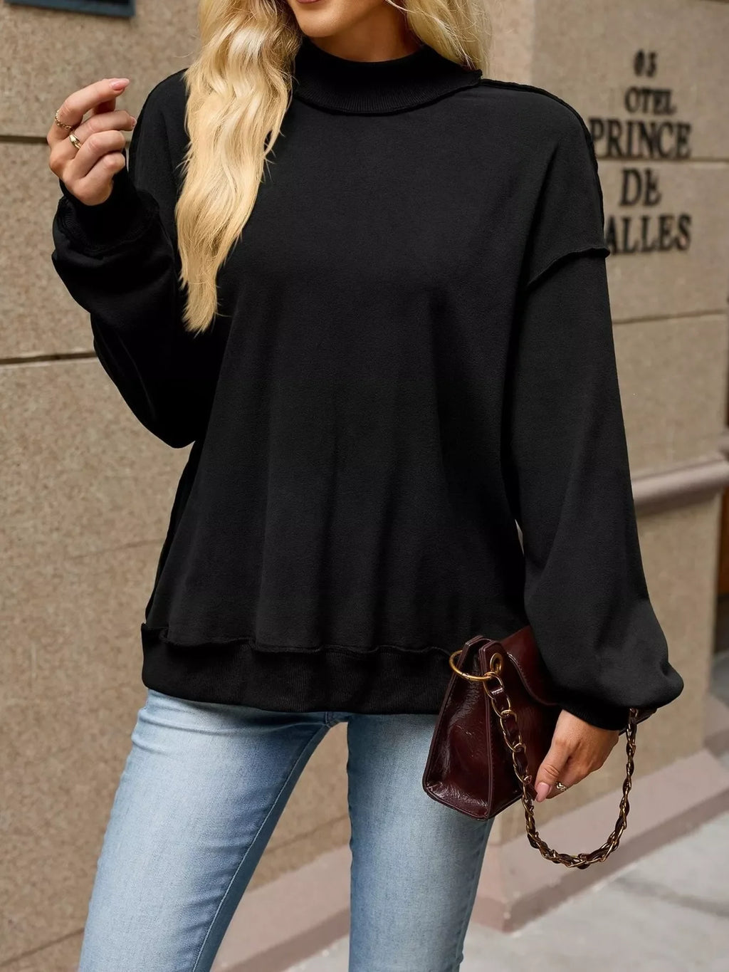 Loose Fit Crew Neck Sweatshirt