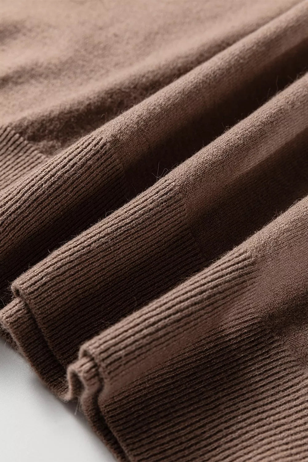 Contrast Trim V-Neck Sweater