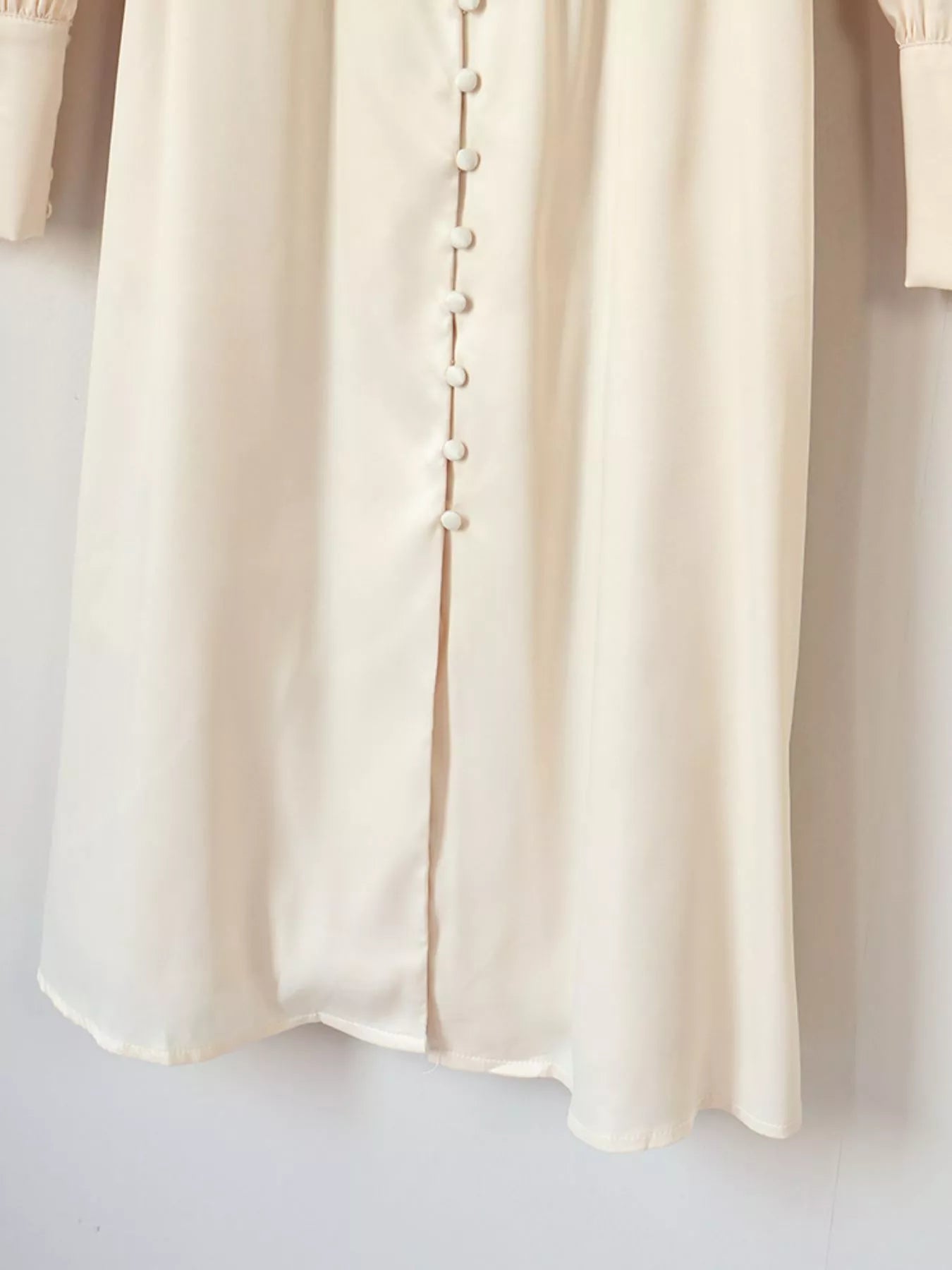 V-Neck Lantern Sleeve Midi Dress