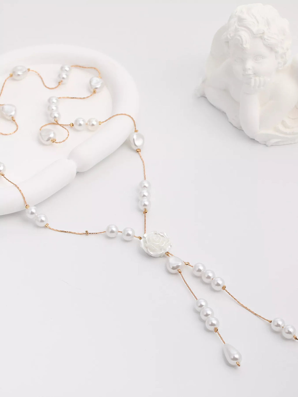 Elegant Pearl and Rose Pendant Necklace