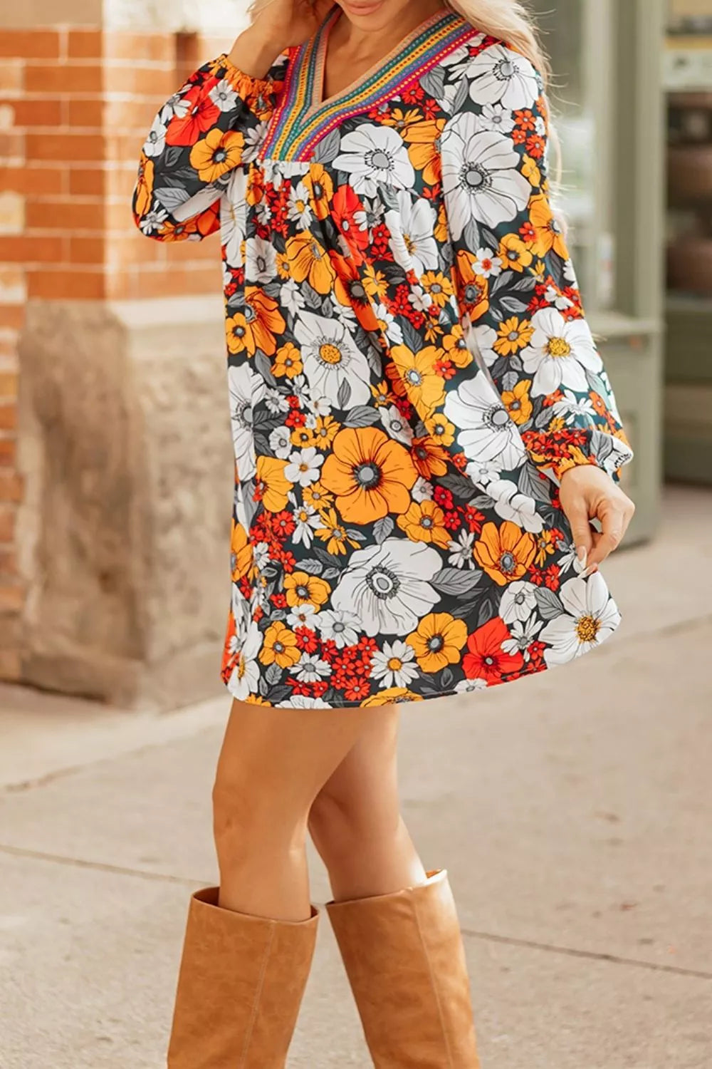 Boho Floral Print V-Neck Mini Dress with Pockets