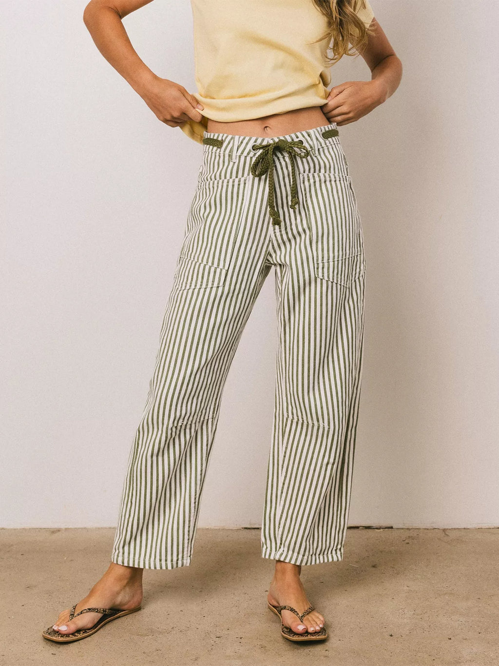 Drawstring Wide Leg Cropped Jeans