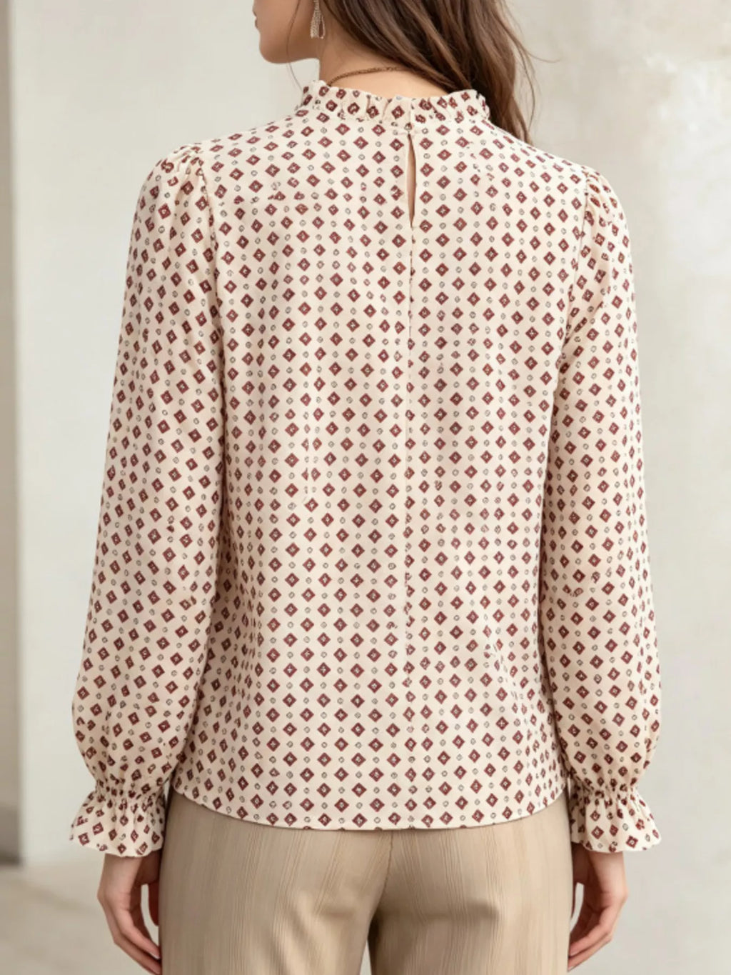 Geometric Print Mock Neck Puff Sleeves Blouse