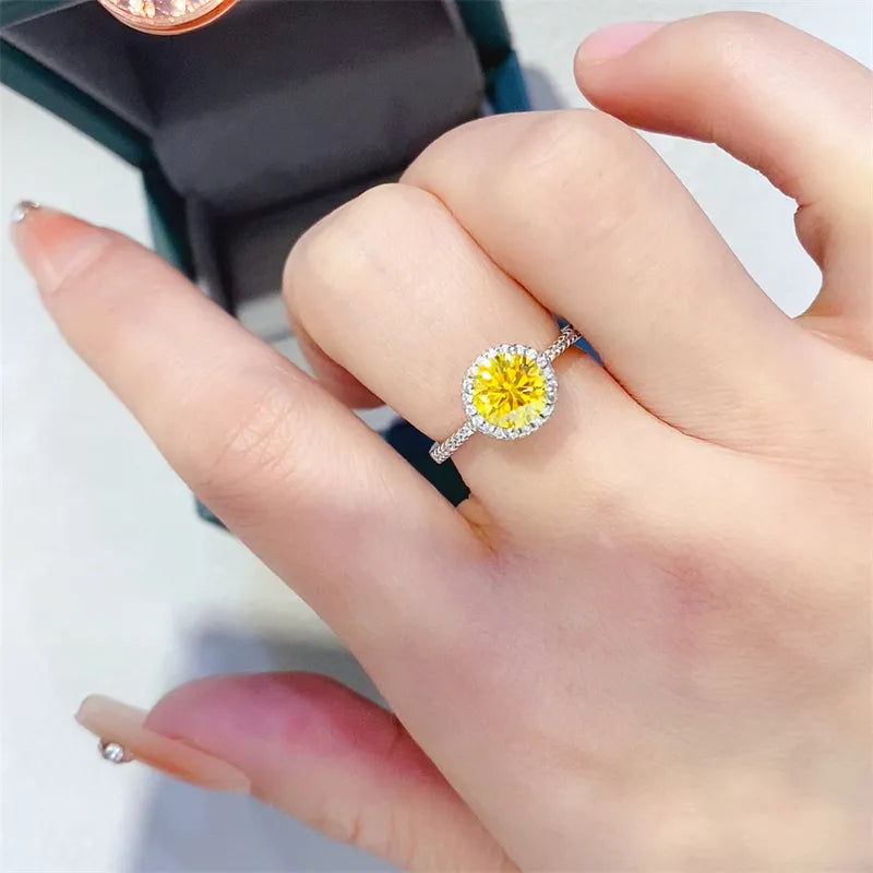 1 Carat Moissanite 925 Sterling Silver Round-Cut Halo Ring