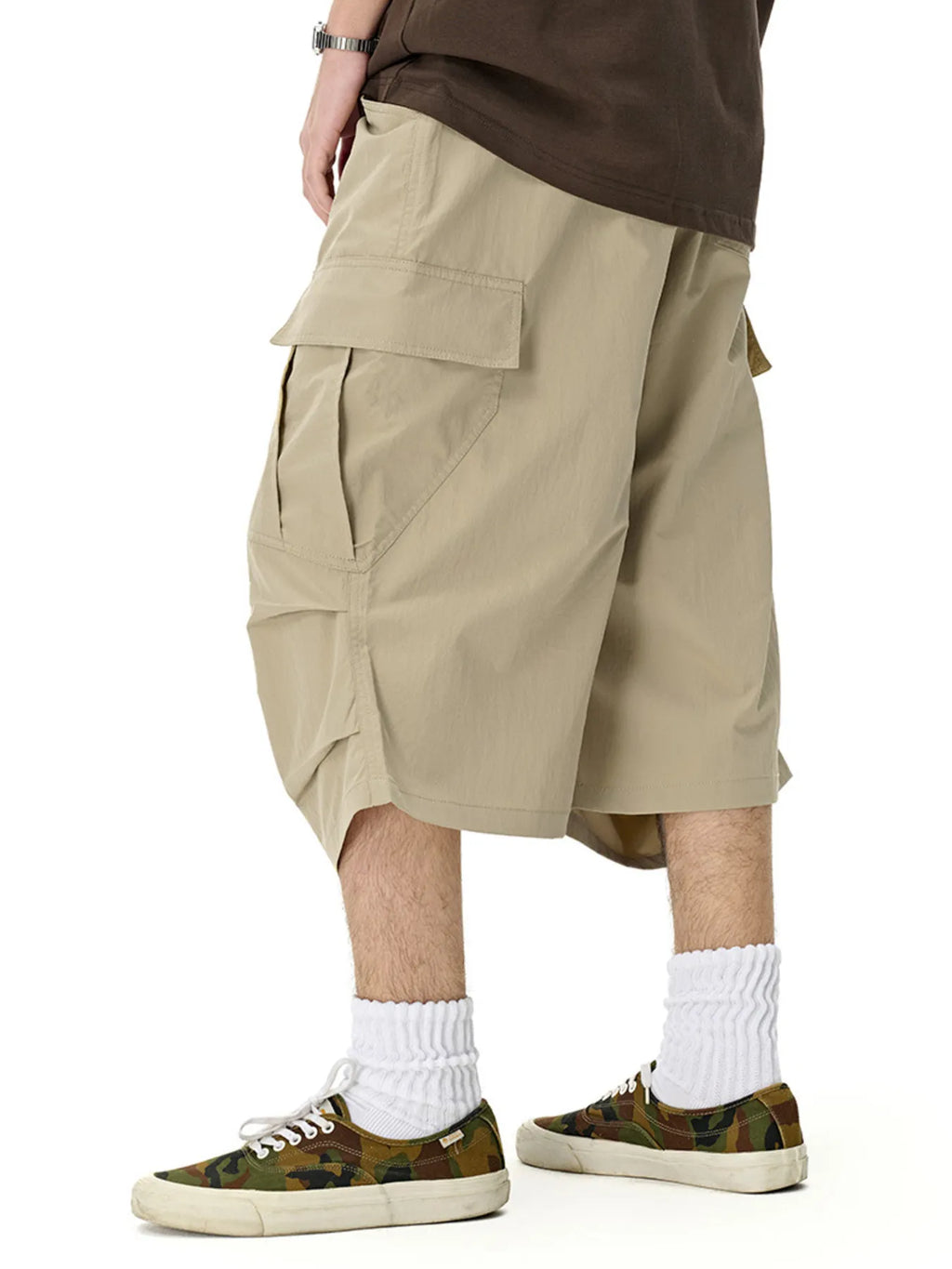 Men's Loose-Fit Cargo Shorts