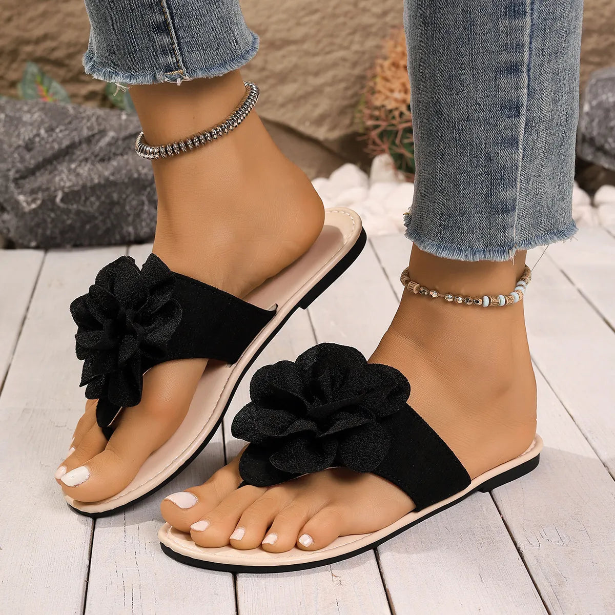 Flower Toe Post Flats Sandals