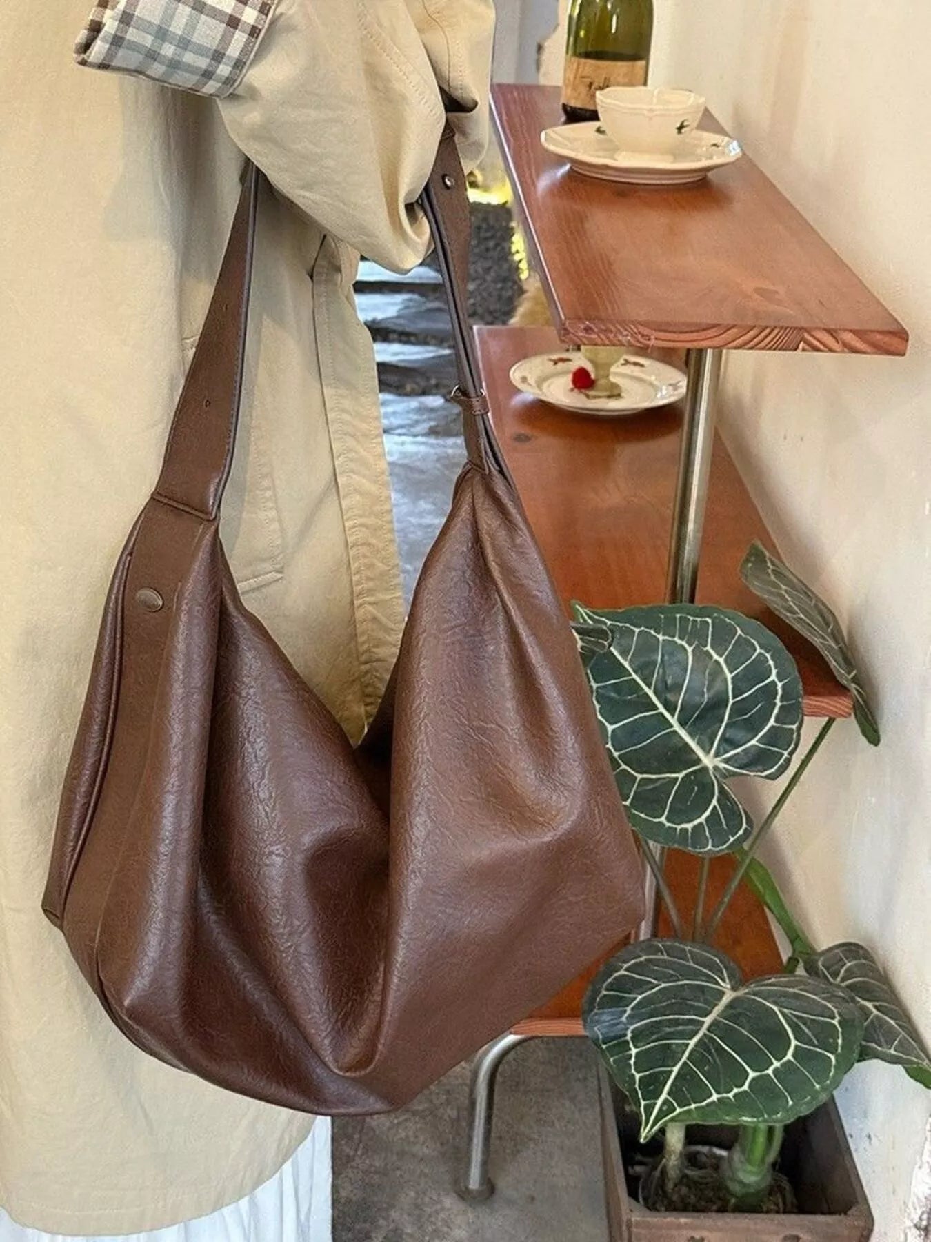 Large Capacity Faux Leather Tote Bag