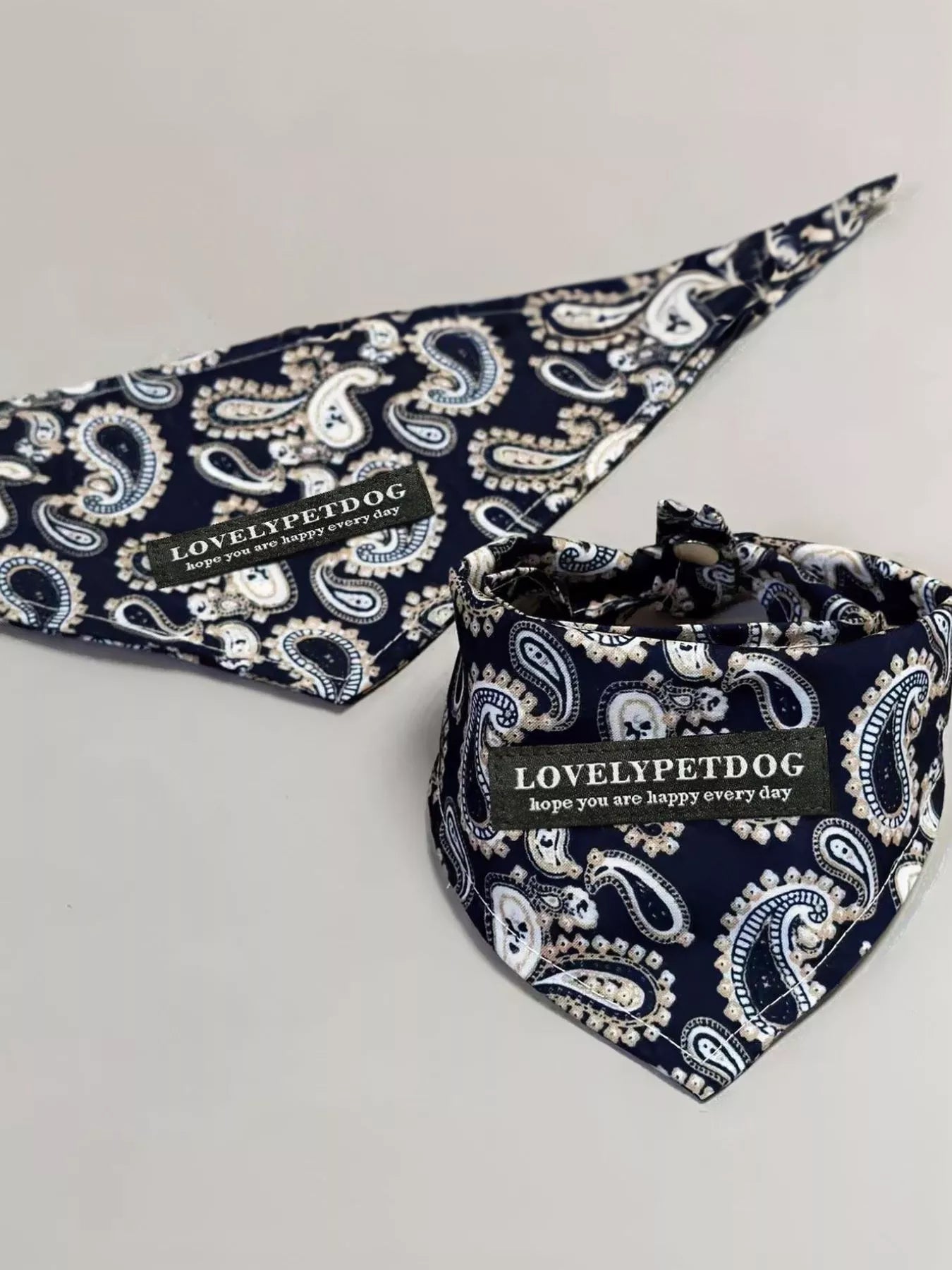 Lightweight Pet Scarf