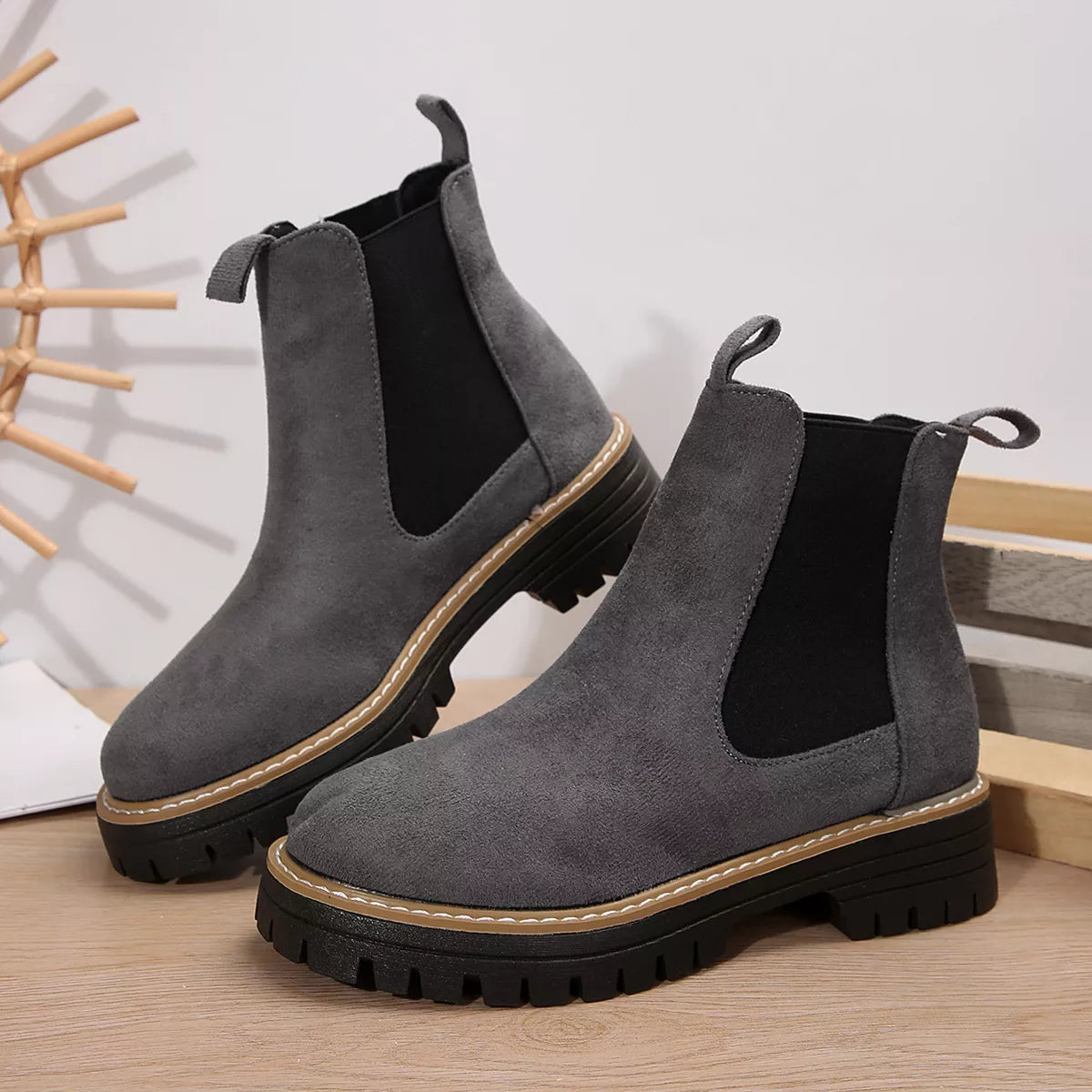 Round Toe Platform Boots