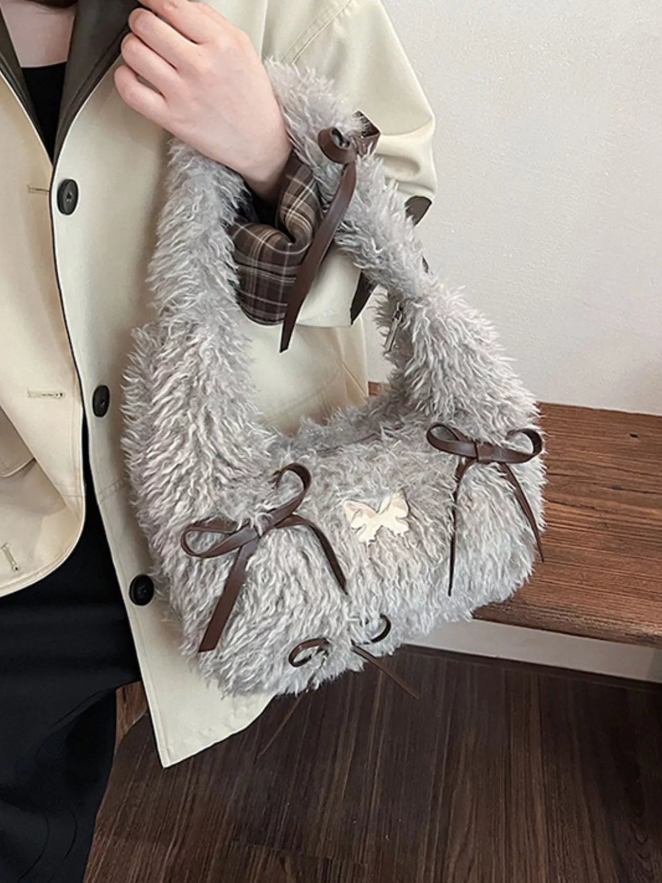 Fluffy Bow Shoulder Bag