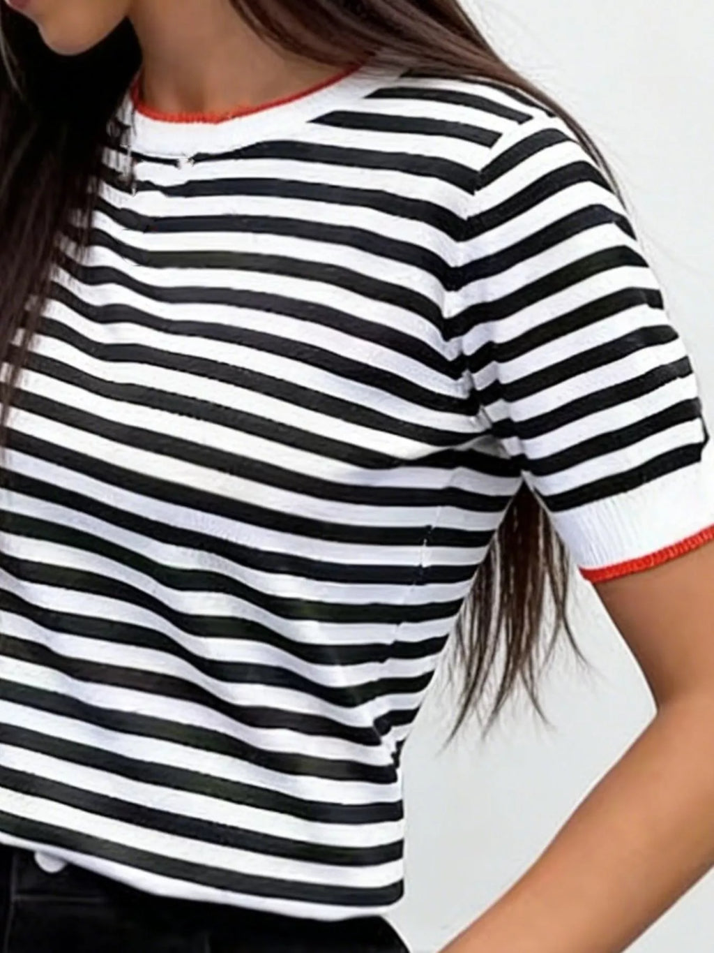 Contrast Trim Striped Short Sleeve Knit Top