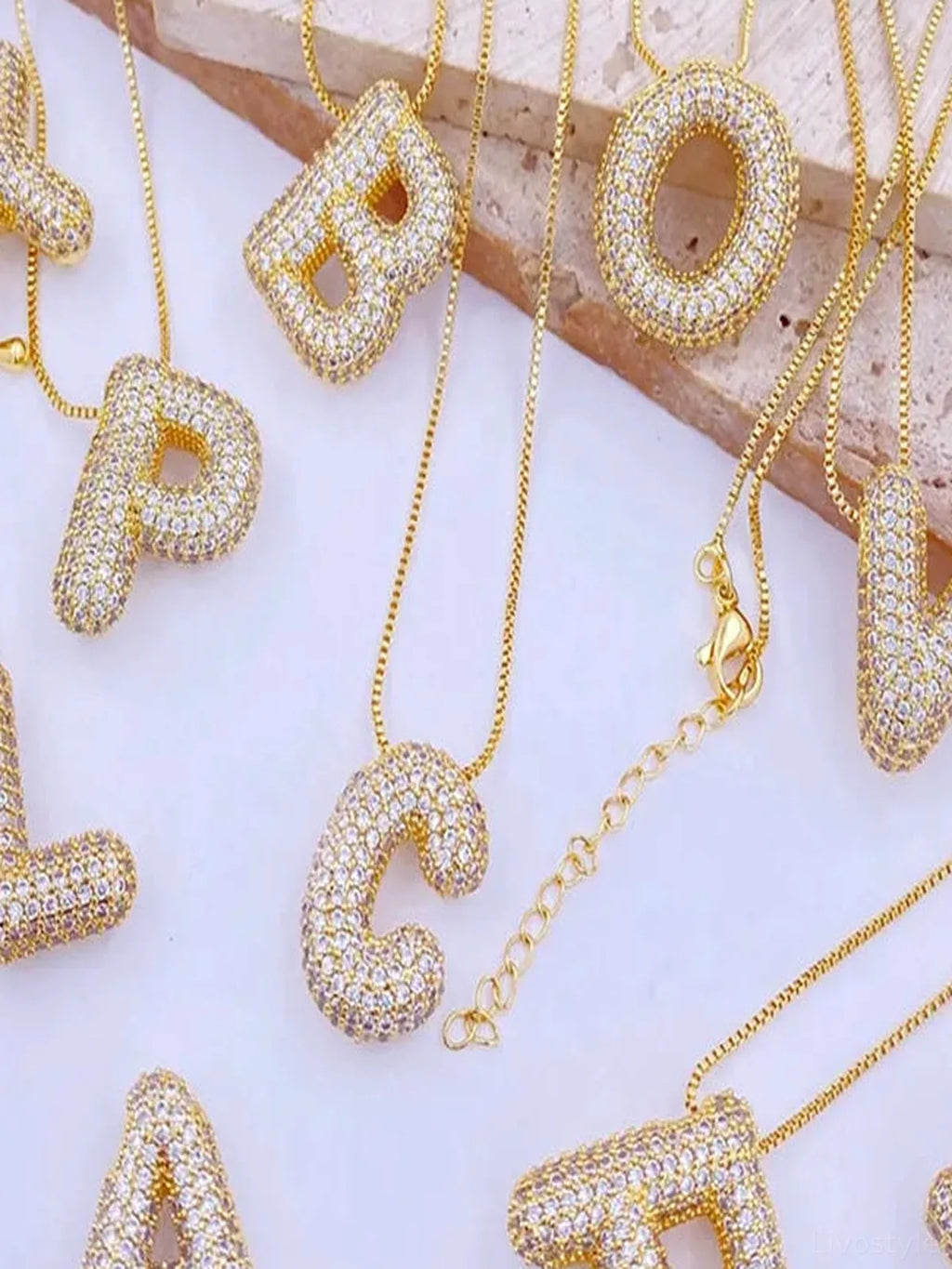 Inlaid Zircon Bubble Initial V Necklace