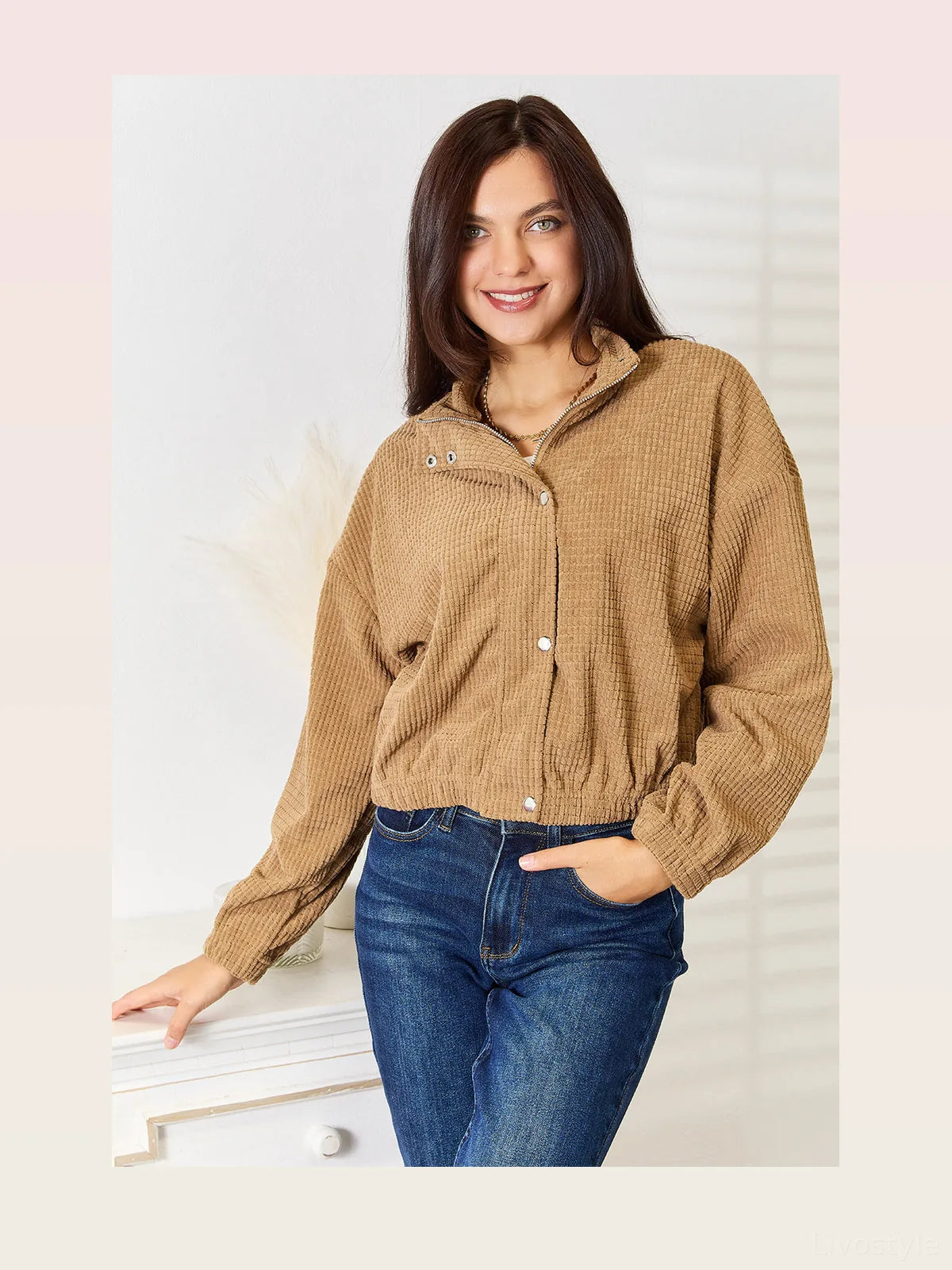 Cropped Corduroy Stand Collar Button-Down Jacket