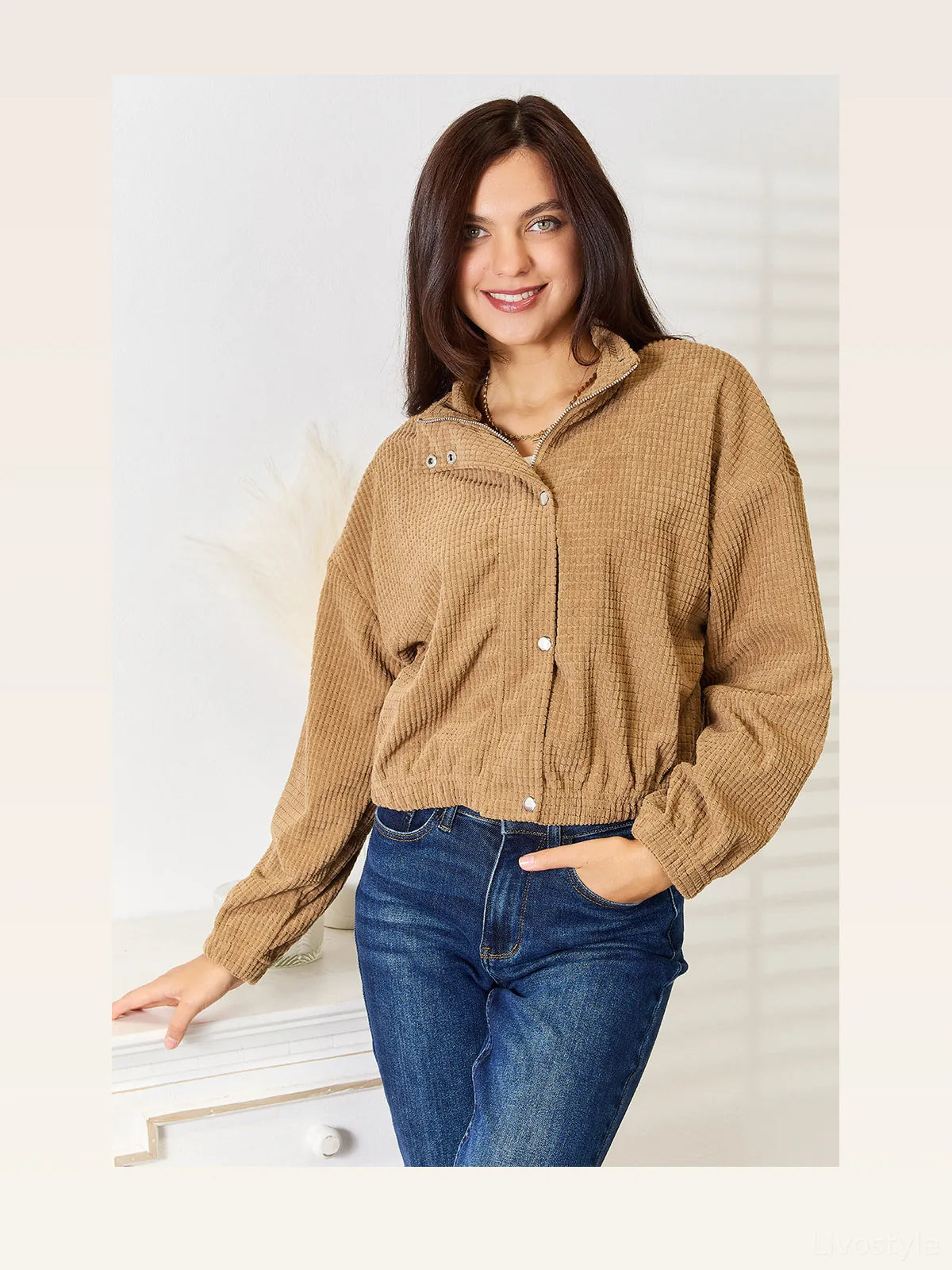 Cropped Corduroy Stand Collar Button-Down Jacket