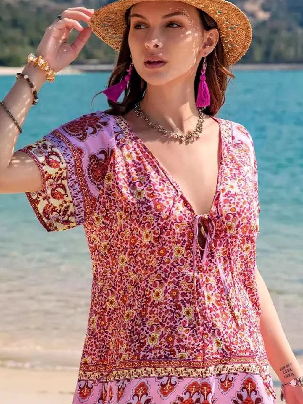 Printed V-Neck Short Sleeve Romper