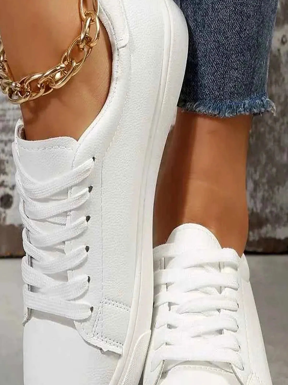 Round Toe Platform Sneakers