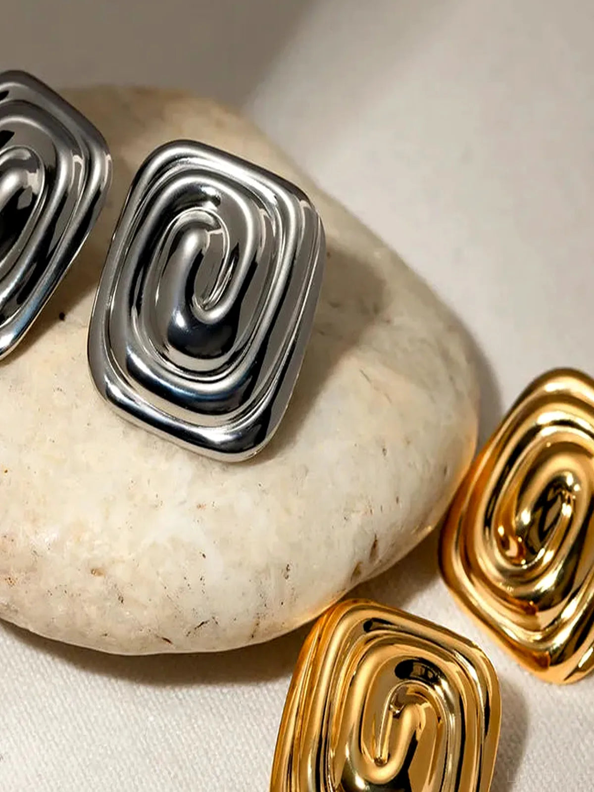 Stainless Steel Spiral Square Stud Earrings
