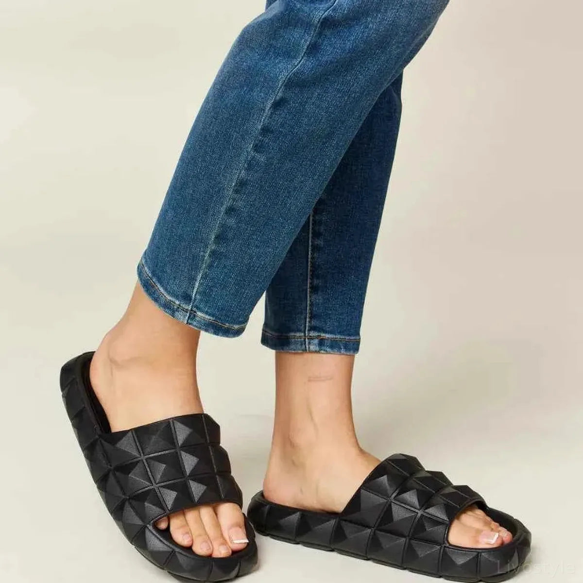 Pyramid Stud Toe Band Footbed Sandals