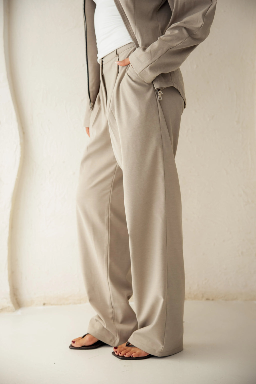 Women's Contour Two-Piece Set