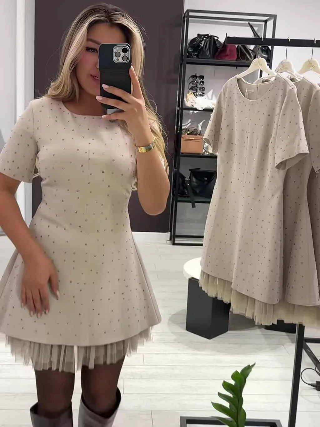 Women's Round Neck Short Sleeve Spliced Lace Mini Dress